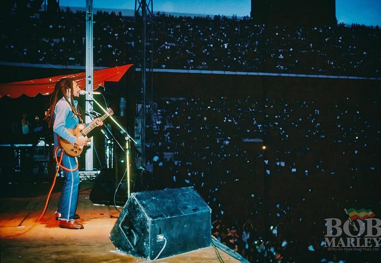 how-bob-marley-pulled-italy’s-biggest-concert-crowd-ever,-astonishing-even-the-pope- 